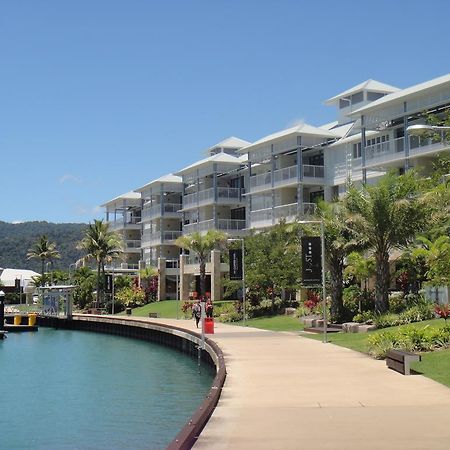 Boathouse Port Of Airlie Apartment Airlie Beach Exterior photo